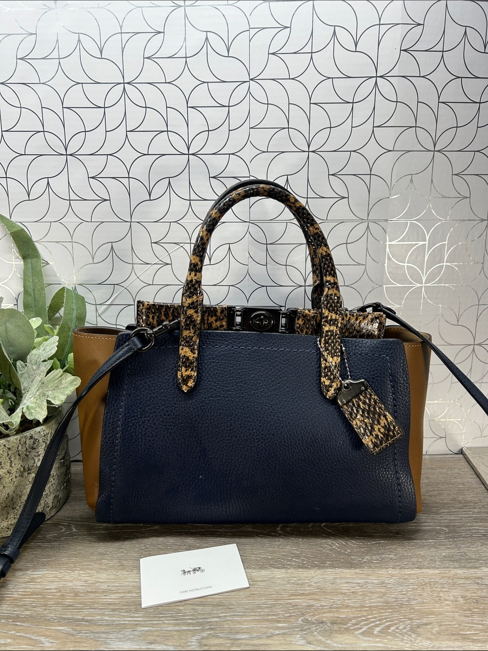 5515 Coach satchel 955515